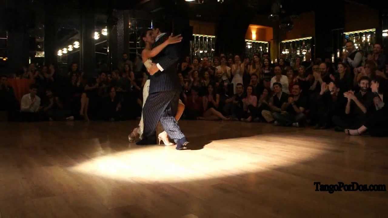 Sebastian Achaval y Roxana Suarez Lo de Elli Atenas 18/3/2012 4/5