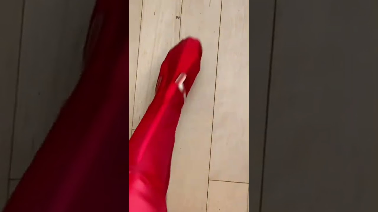 Zero Two Cosplay😳 #zerotwo #zerotwocosplay #darlinginthefranxx #anime #cosplayer #cosplaying