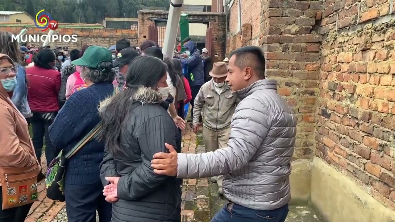 TV MUNICIPIOS - ALC. DE GUACHETÁ - CUND. ENTREGÓ 200 SISTEMAS DEL PROGRAMA “LLUVIA PARA LA VIDA”