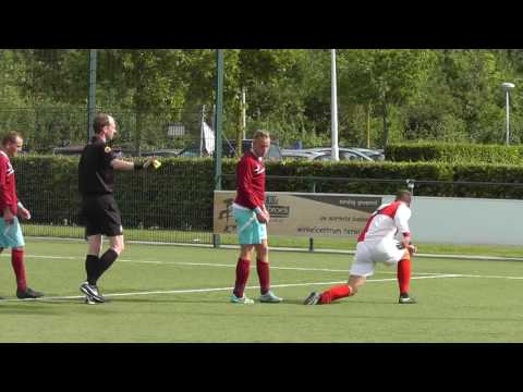 18 sep 2016 UVV 1 - Zwaluwen Utrecht 1922 1 com 4-4 Overtreding op Carlo; penalty en rode kaart