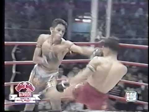 Karuhat Sor Suphawan vs Kruekchai Kaewsamrit | Muay Thai from Lumpini Stadium