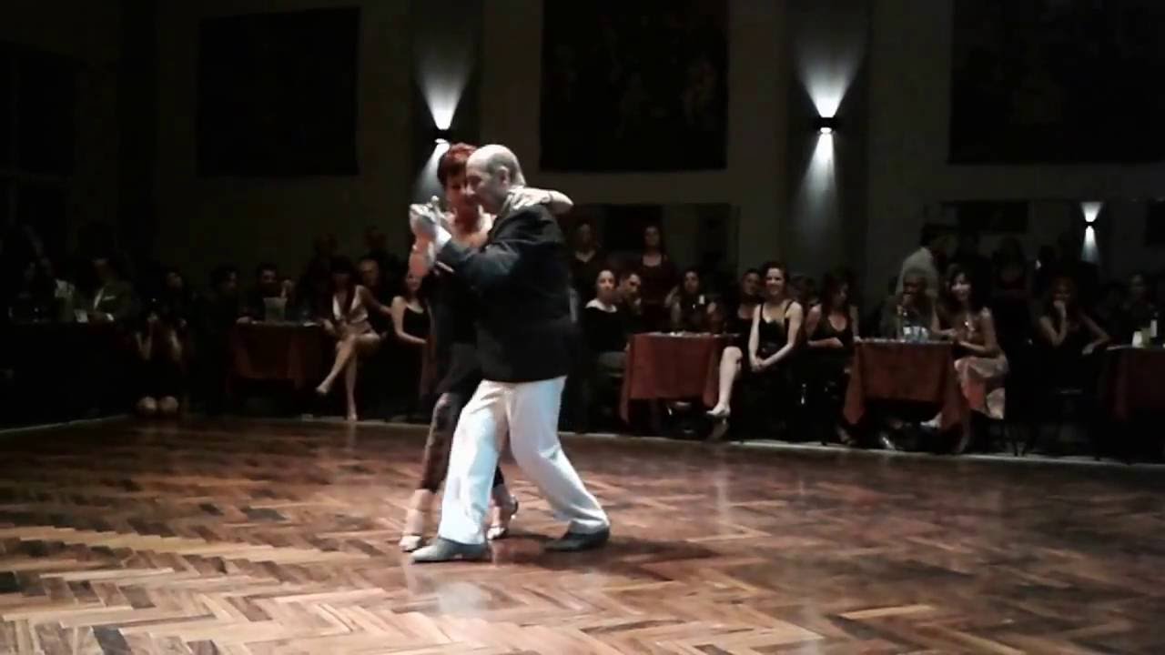 Bailaron Adela Galeazzi & Horacio Prestamo, re-apertura de la milonga Canning. Part.4 - 31/10/16