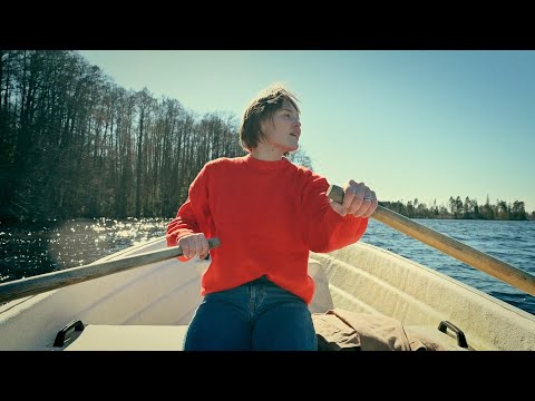 Melina Borglowe - En sommar längre fram (Officiell Musikvideo)