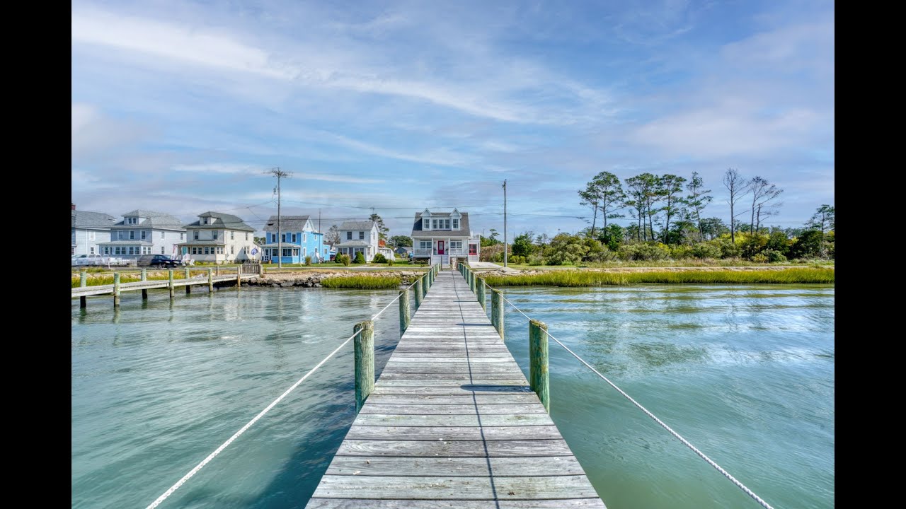 3148 Main Street • Chincoteague Island