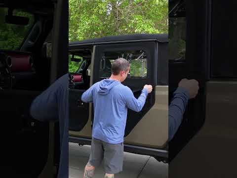 4 Benefits Of Bestop Fabric Doors For Your Jeep!