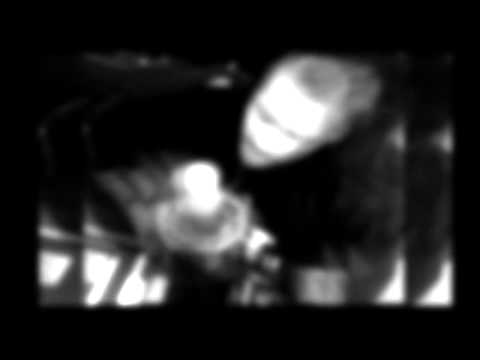 Queenstreet 13 - Hurt (Cover)