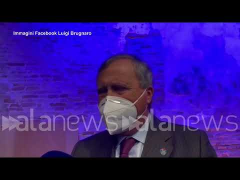 Ukraine: Venice Mayor Welcomes Two Mothers with Three Children into His Home