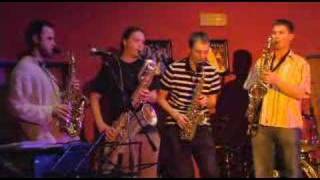 Quaruncle saxophone quartet - All Blues