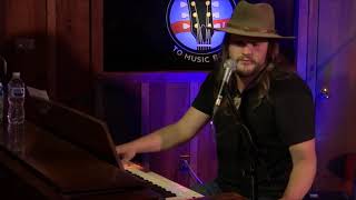 Adam Wakefield "Baby I'm Yours" on Muscle Shoals to Music Row LIVE