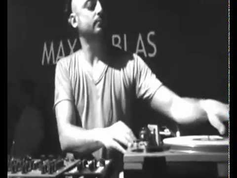 Max D Blas plays TR007 Alessio Collina - Rhythm (Original Mix)@Altavoz (Venice)