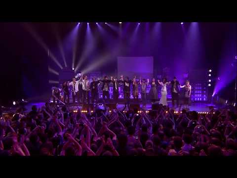 28 - WAX TAILOR feat Dionne Charles & Mattic - Leave It (Live Paris, Olympia 2010)