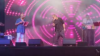 Hairat...dont miss last minutes of band performance ... lucky ali live at inorbit mall mumbai 2020