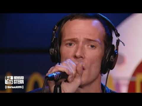 Velvet Revolver “Slither” Acoustic Performance on the Stern Show (2004)