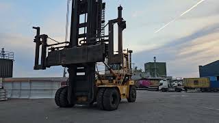 Empilhador porta-contentores Fantuzzi FDC25K7DB a venda - Imagem 4 | Machineryline AO Empilhador porta-contentores Fantuzzi FDC25K7DB | Imagem 4 - Machineryline