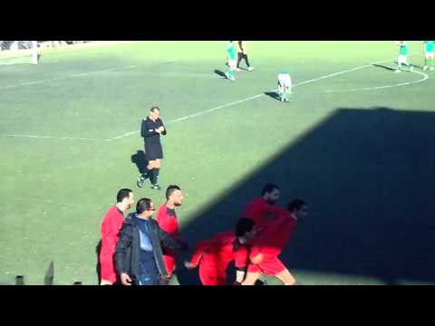 معاذ ابو شباب يحرز الهدف