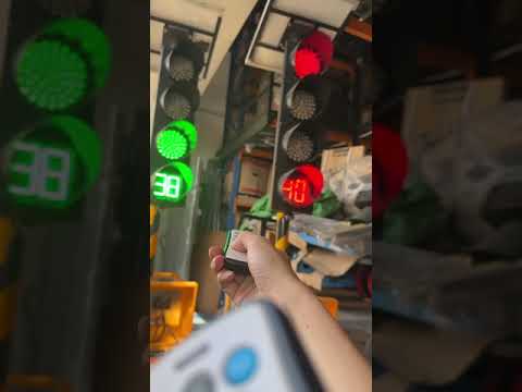 Portable Solar Traffic Light PSTL-S200C