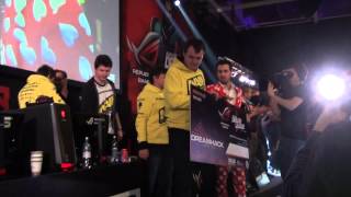 Awarding ceremony & Champagne shower @ DreamHack Winter 2013