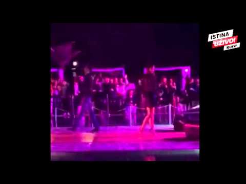 CECA NAPRAVILA SPEKTAKL: Ceo Dubai pevao pesmu Beograd!