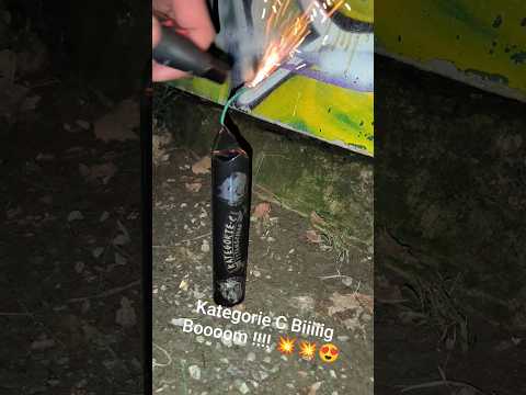 Kategorie C Big Firecracker!!BIG Boooom with Titanium💥 #vuurwerk #fireworks #pyro #pyrotechnica #hot