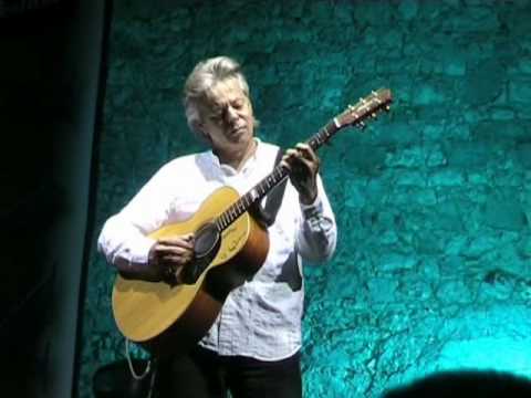Tommy Emmanuel plays Chet Atkins @ Eddie Lang Jazz Festival 2006 - "Smokey Mountain Lullaby"