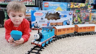 Learning How to Build & Operate a Lionel Thomas RC Train