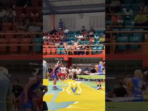 Oliver Garcia matando