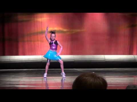 Presley's Material Girl Solo