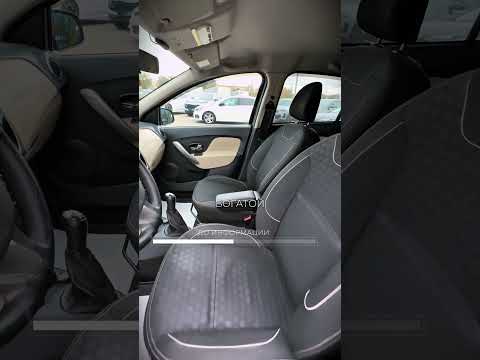 фото renault logan ii 0