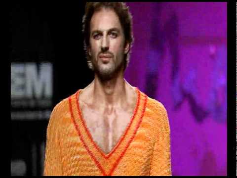 CIBELES | DESFILE FRANCIS MONTESINOS - Edición 2011