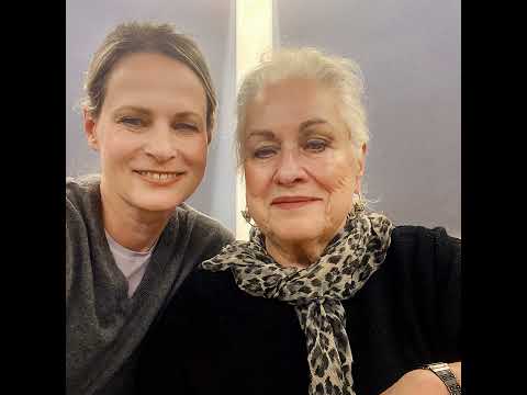 DDR-TV-Star und Ex-Stasi-Gefangene Edda Schönherz im Gespräch mit Antje Riis