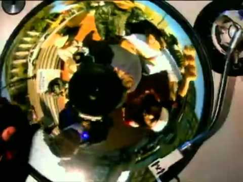 Jurassic 5 - WOE is me / World of Entertainment
