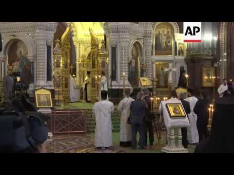 Serviço religioso realizado para o Embaixador Karlov