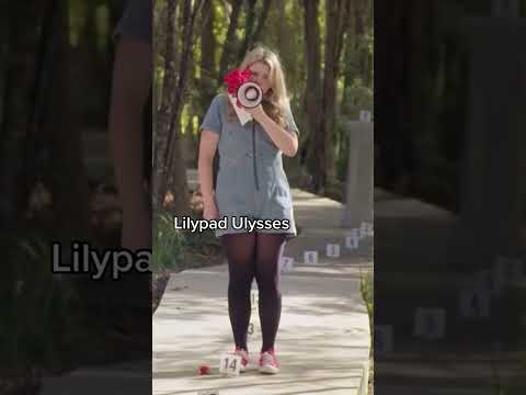 Part 1 - Danielle's 'Roses' task #taskmaster #taskmasterau #comedy #funny