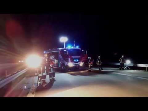 Hilfeleistung: VU Klemm auf der BAB 13 - Teupitz - Groß Köris am 16. Dezember 2014