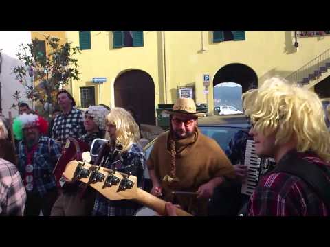 LA BEFANA STYLE 2013 Befana di Riparbella