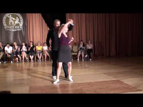 ILHC 2009 - Invitational Jack 'n Jill - Skye Humphries & Marie Nahnfeldt