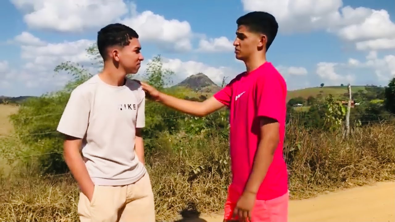 Homem Ignora Sua Esposa Por Ela Ser Simples Veja Oque Vai Acontecer…