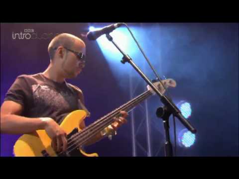 Glastonbury: States of Emotion - She Cuts Shapes