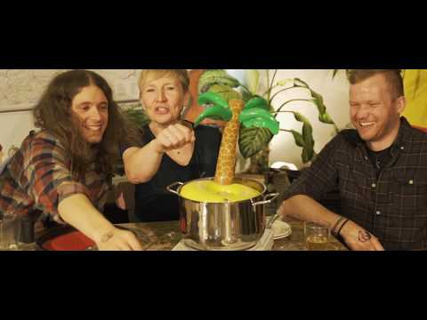 beda mit palme - Fesche Gredl