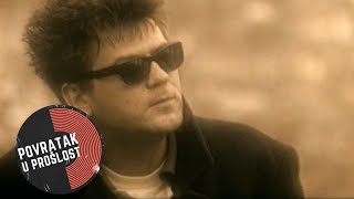 Music video thumbnail preview for Crvena jabuka i Saša Lošić - Bijeli Božić (Official video) by Crvena jabuka