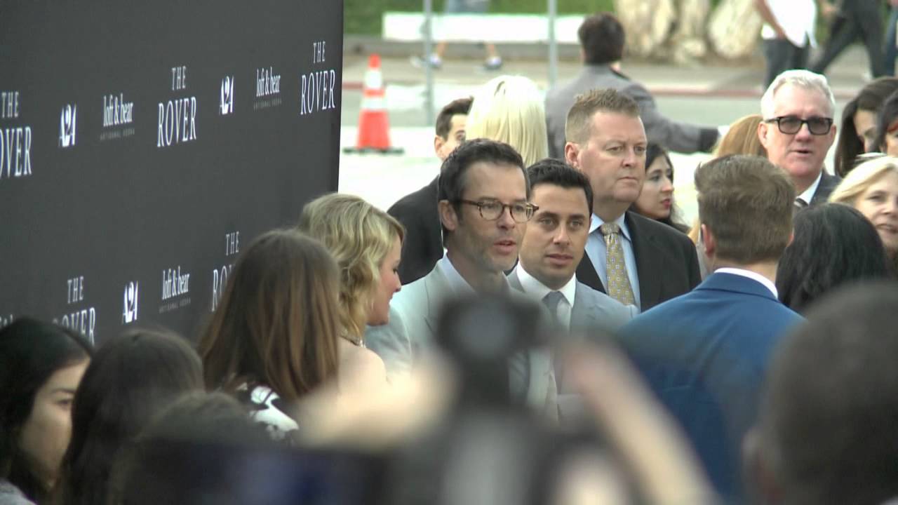 AdoroHollywood: Robert Pattinson e Guy Pearce falam sobre The Rover - A Caçada