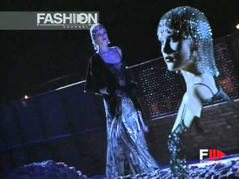 "Rocco Barocco" Autumn Winter 1998 1999 Rome 2 of 2 Haute Couture woman by FashionChannel