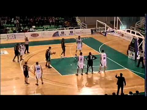 ORO CACERES PATRIMONIO DE LA HUMANIDAD,74 - CLUB MELILLA BALONCESTO,65 (11/01/2013 0:00:00)