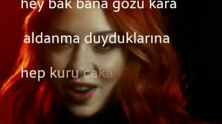 Ece Seçkin o la la lyrics