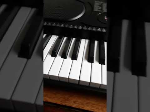 Простая мелодия на пианино