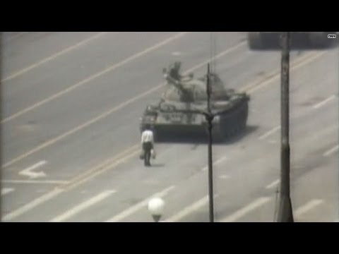 Video rewind: June 4, 1989 -- Tiananmen Square