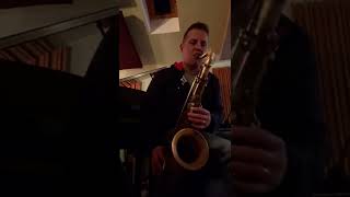 10MFAN PRESENTS: Geoff Vidal on the 10MFAN Celebration tenor sax mouthpiece!￼ Practice room fun!