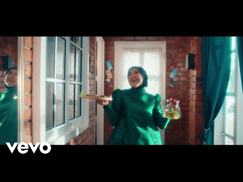 Ernie Zakri - HAHAHAHAHari Raya (Official Music Video)