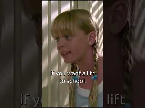 Are you sure you can walk, Cleo? | H2O - Just Add Water