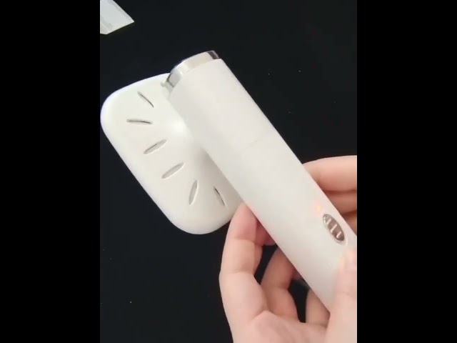Vídeo relacionado con Handheld Steamer - Fast Heating Electric Iron, 220v Reusable Travel Supplies | Costume Maintenance for Dorm Room, Home, Studio